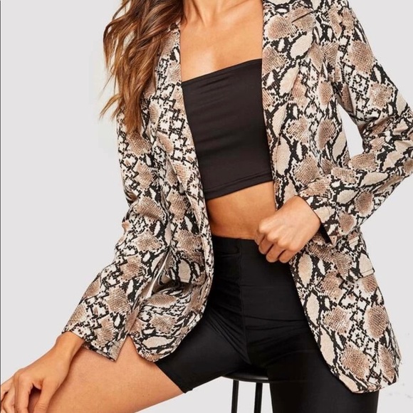 SHEIN Jackets & Blazers - Snakeskin print blazer